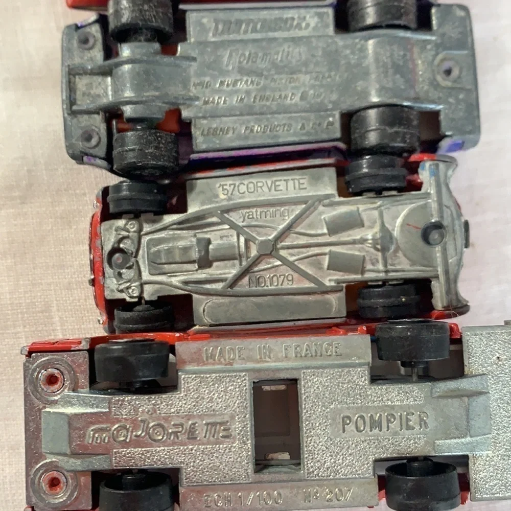 Vintage toys assorted Bundle hot wheels matchbox metal cars